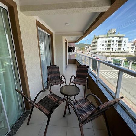 Apartamento Praia De Bombas بومبينهاس المظهر الخارجي الصورة